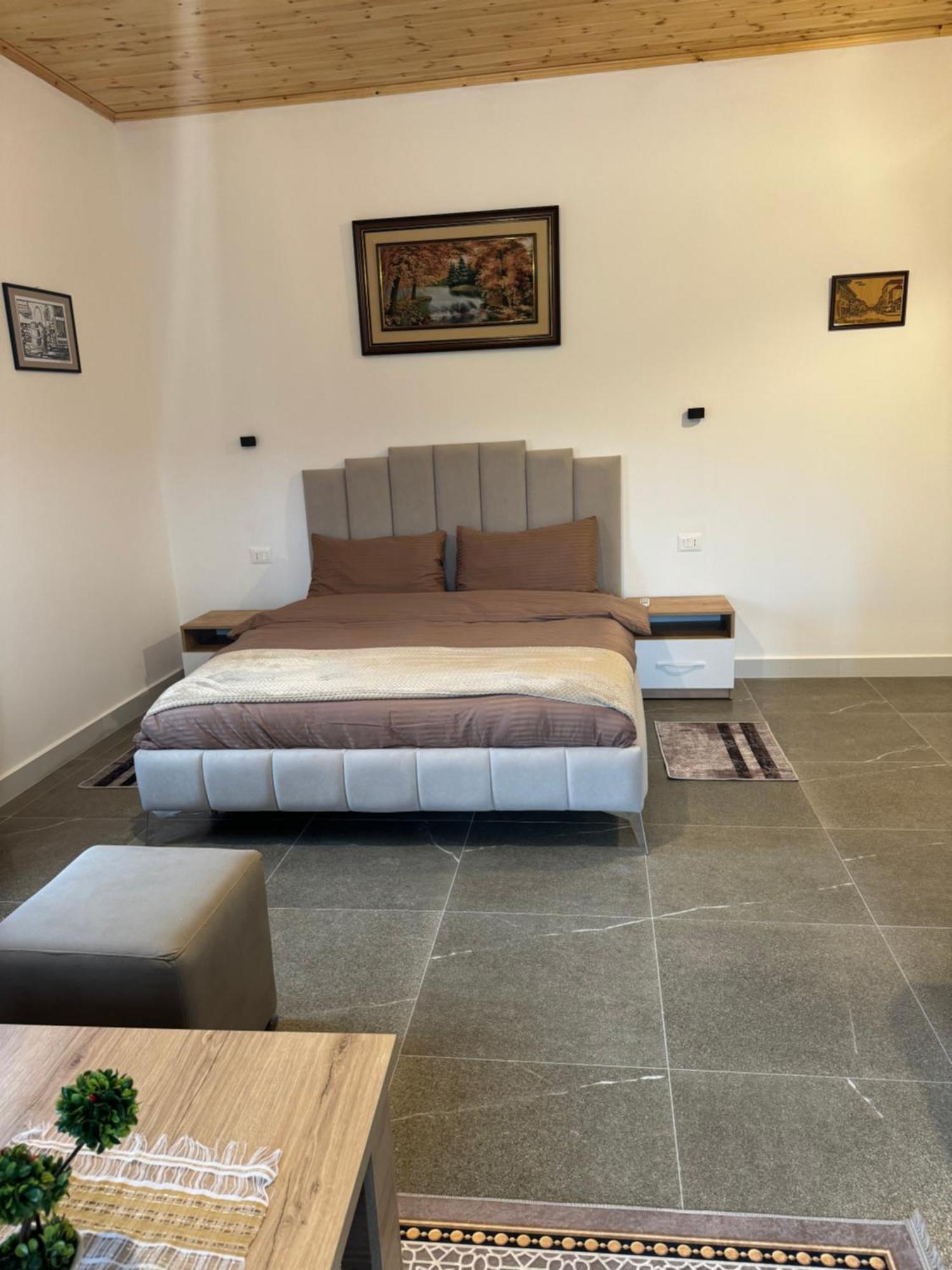 שקודר Qyteza Guest House & Camping מראה חיצוני תמונה